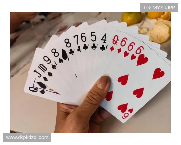 微扑克网页版:安全稳定的游戏平台保障你的每一次扑克娱乐体验 微扑克网页版:安全稳定的游戏平台保障你的每一次扑克娱乐体验